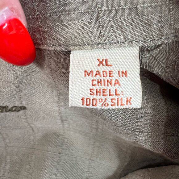 Tommy Bahama Size XL Shirt Silk Camp Embroiderd Island Bar Fly Fishing Brown - Picture 10 of 16